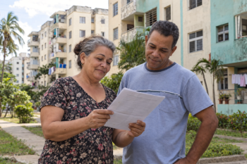 Transferencia de la propiedad a arrendatarios permanentes de viviendas estatales (Acuerdo 8574)